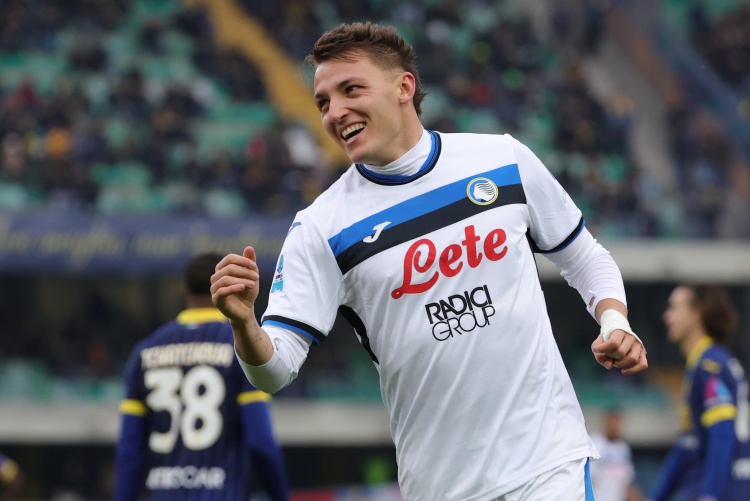 米体:曼联&马竞有意雷特吉 赖因德斯基本离队 蓝军报价安古伊萨 米体:曼联&马竞有意雷特吉 赖因德斯基本离队 蓝军报价安古伊萨