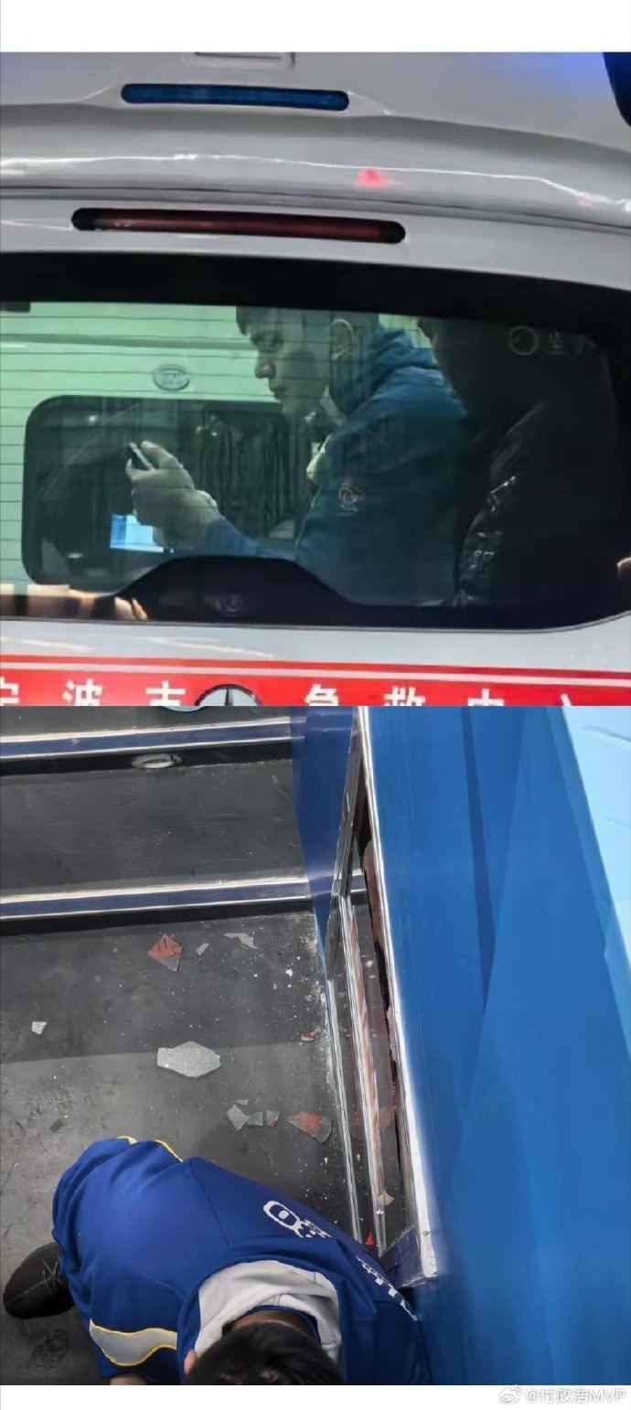 媒体人：鲁吐布拉赛后怒捶走道消防器材 受伤并被救护车送医治疗